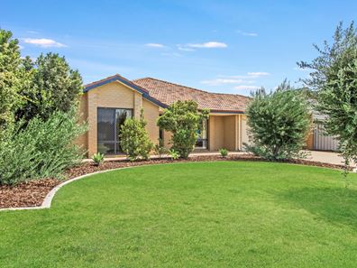 4 Liechardt Loop, Rockingham WA 6168