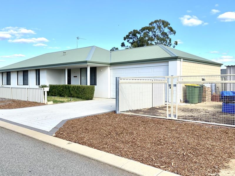 5 Wood Avenue, Waroona