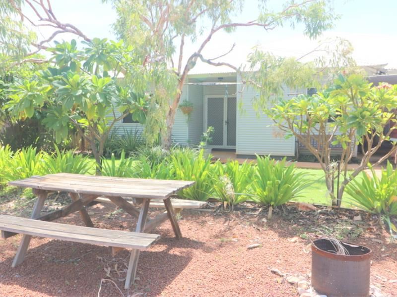 2 Wattle Court, Derby