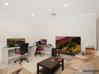 61 Alliance Loop, Willetton WA 6155