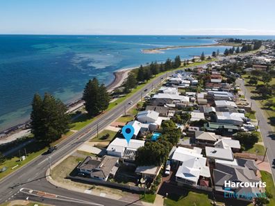 360 Safety Bay Road, Safety Bay WA 6169