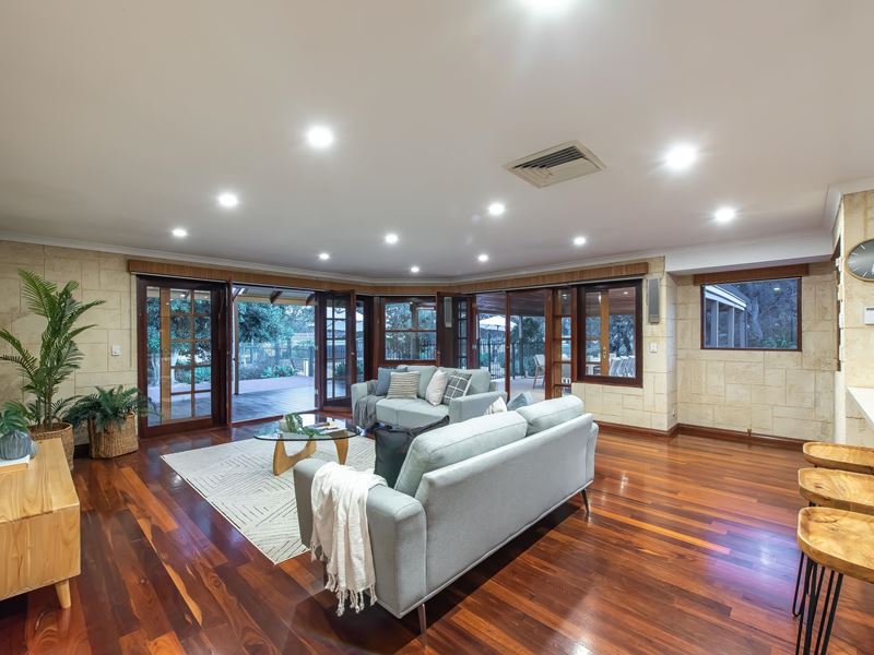 152 Hermitage Drive, The Vines