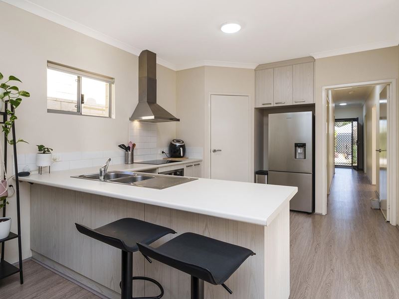 54/12 LODER WAY, South Guildford