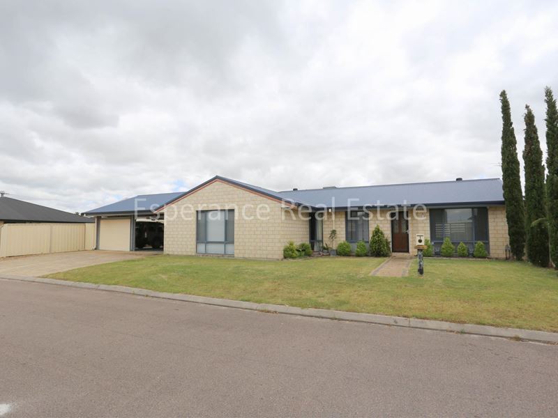 1 Gunton Circle, Castletown