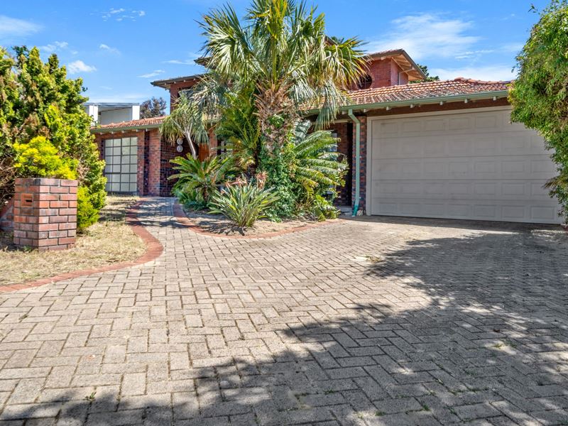49 Bernedale Way, Duncraig