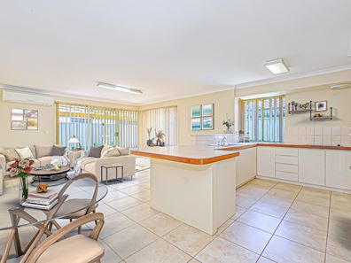 4 Dilley Court, South Yunderup WA 6208