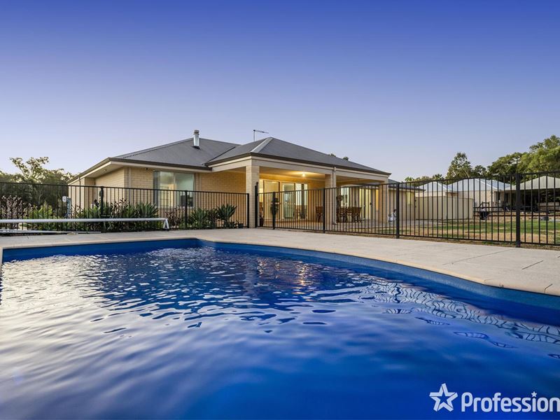 9 Todman Grove, Darling Downs WA 6122