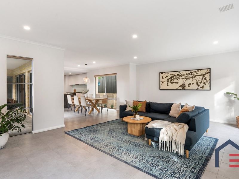 25 Shaftesbury Avenue, Bayswater