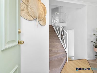 25 Helmsley Street, Doubleview WA 6018