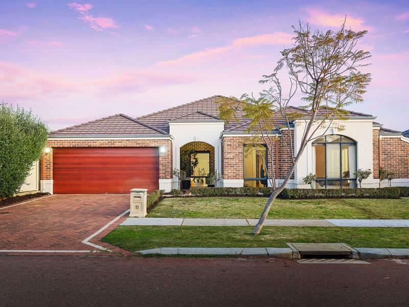 11 Sarus Rise, Gwelup