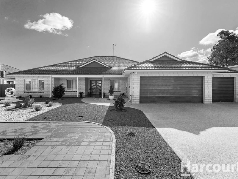 15 Placid Waters Parade, Coodanup