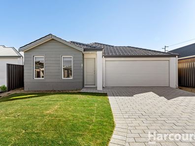 17 Limahuli Way, Lakelands WA 6180