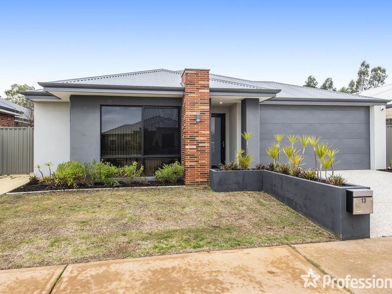 13 Hanretty Road, Byford WA 6122