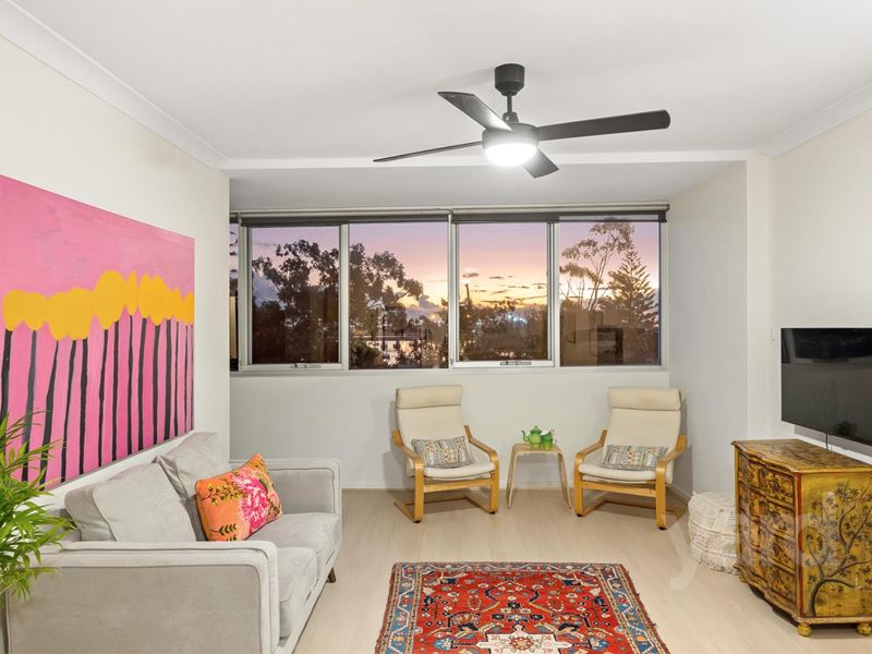 9/2 Angwin Street, East Fremantle