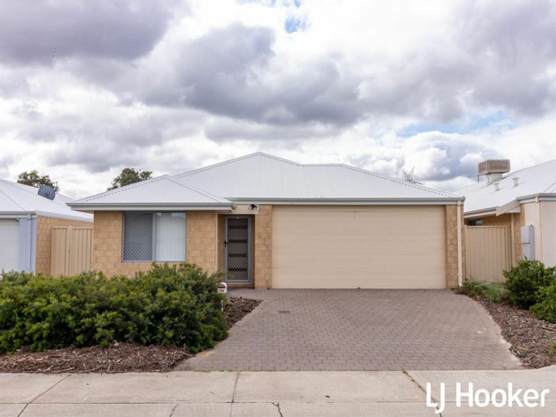 130 Sapphire Chase, Wellard WA 6170