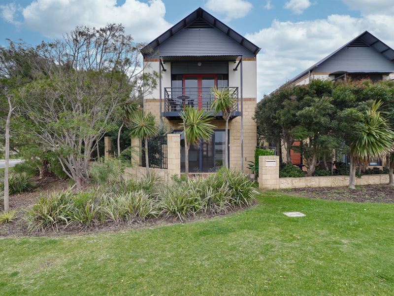 19/20-22 Lake Street, Rockingham