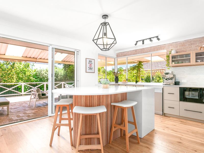 34 Jackson Avenue, Winthrop