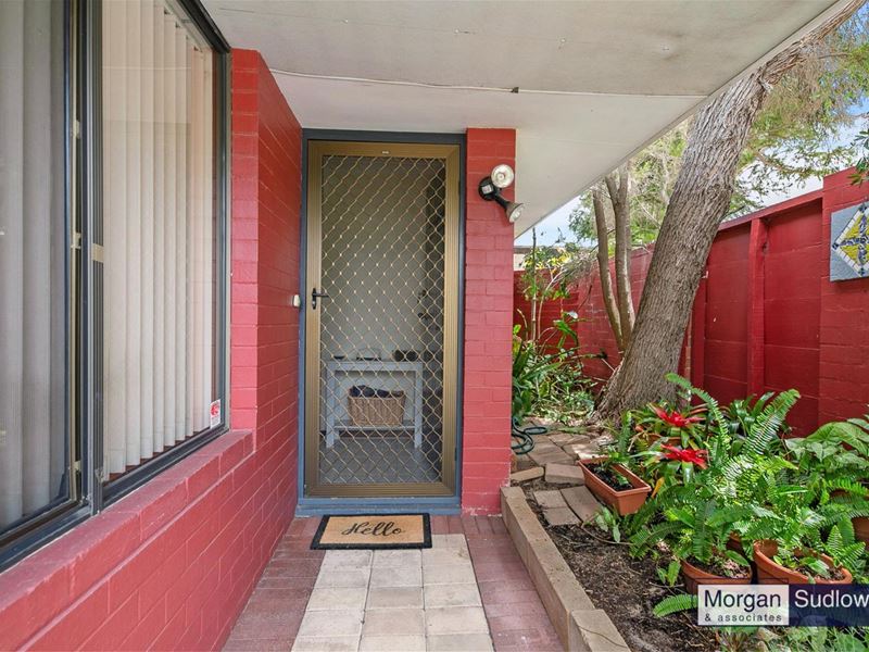 4/9 Eleanor Street, Como