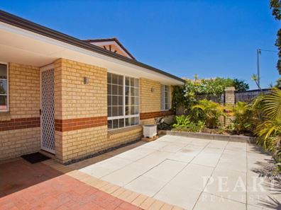 1/8 Vermont Street, Nollamara WA 6061