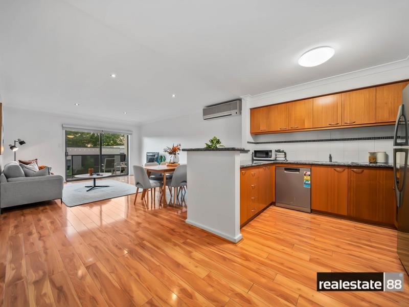 31/122 Mounts Bay Road, Perth