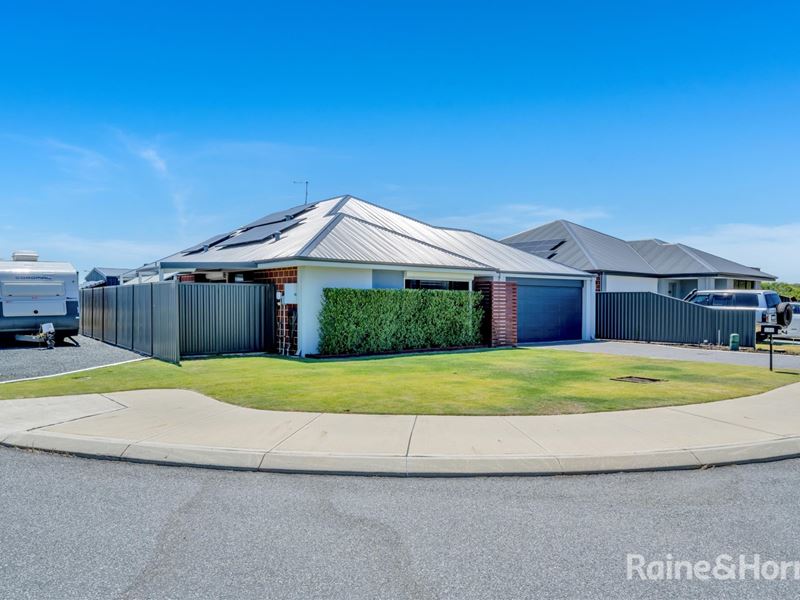 165 Jolly Rambler Boulevard, Ravenswood