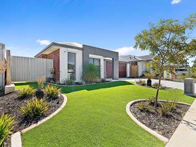 43 Glamorgan Loop, Ellenbrook WA 6069