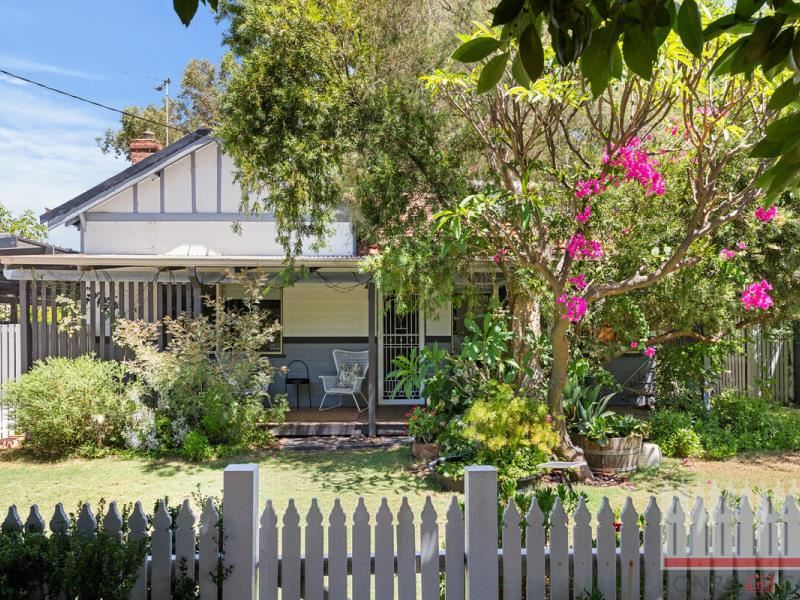 35 Devon Street, Woodbridge