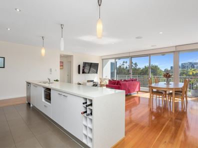 8/22 Eastbrook Terrace, East Perth WA 6004