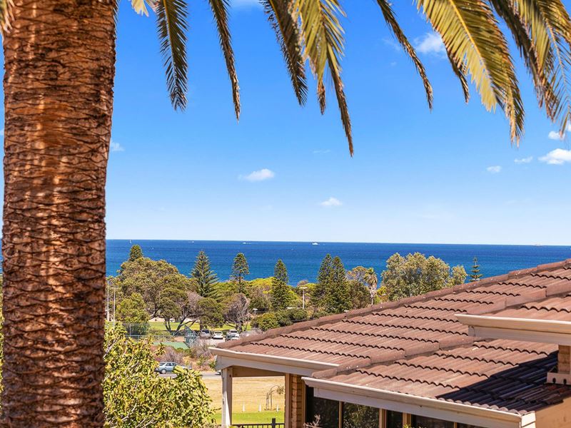 1 Howick Court, Coogee