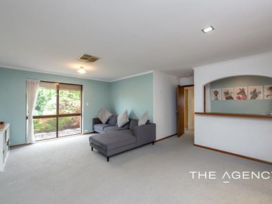 1 Hurley Way, Hillarys WA 6025