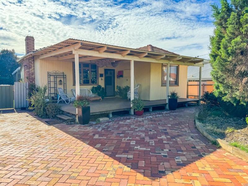 120 Fraser Street, Beachlands WA 6530