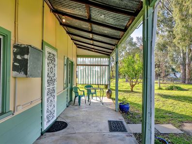 9 Baker Street, Coolup WA 6214