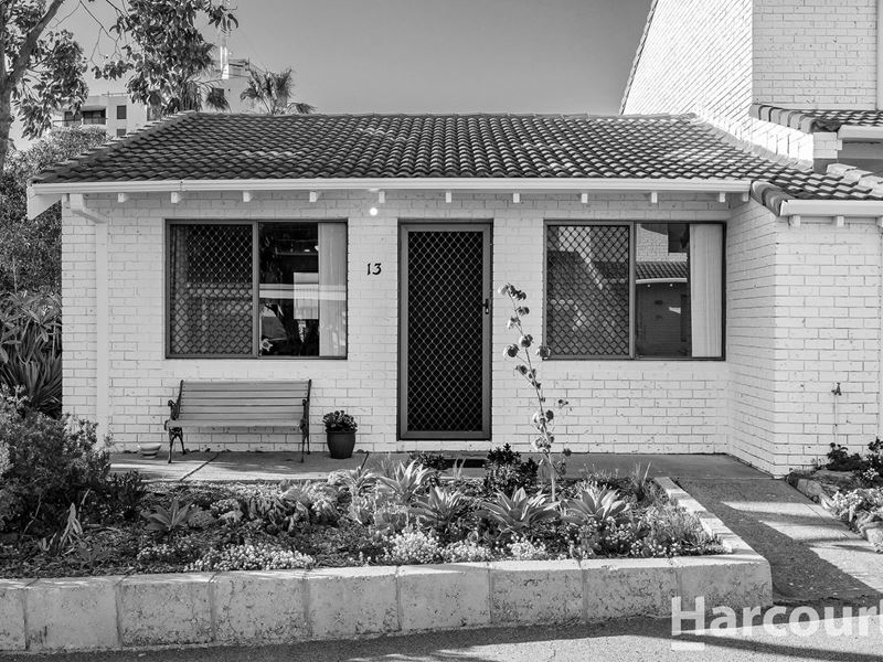 13/35B Halls Head Parade, Halls Head WA 6210