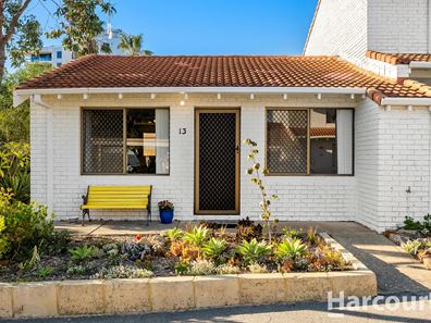 13/35B Halls Head Parade, Halls Head WA 6210