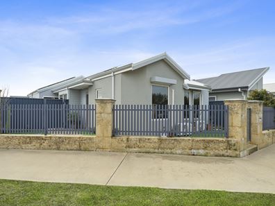 33 Pleasantview Parade, Baldivis WA 6171