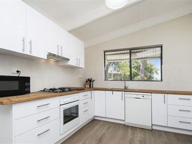 76 Parkridge Drive, Bouvard WA 6211