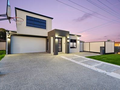 2 King Road, Beechboro WA 6063