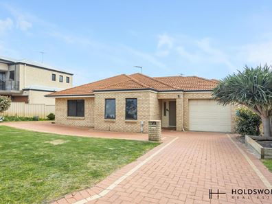 1/3 Stanbury Crescent, Morley WA 6062