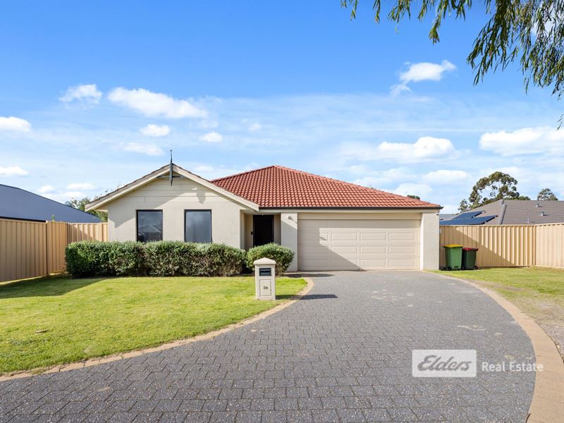 5 Flowerdale Court, Millbridge