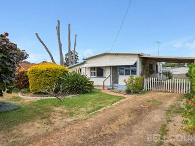 17 Fourth Avenue, Mandurah WA 6210