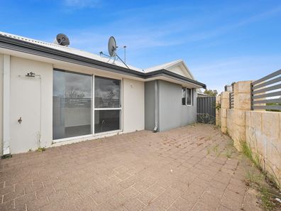 2/4 Vigo Cove, Baldivis WA 6171