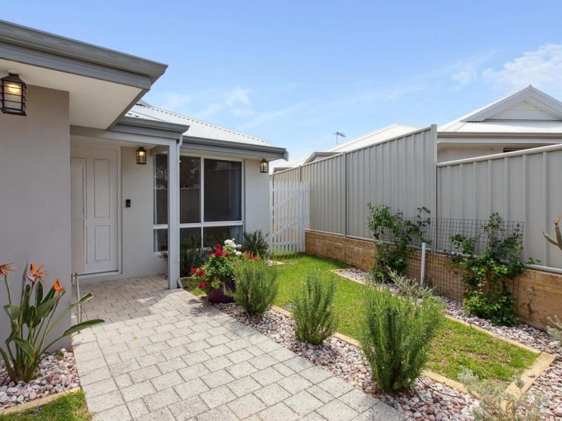 59 Winderie Road, Golden Bay WA 6174