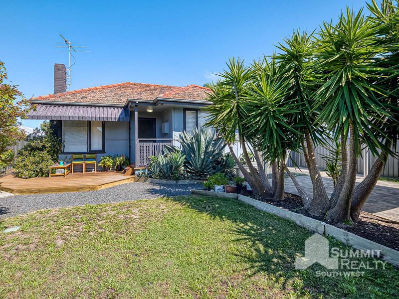 4 Ausden Street, Carey Park WA 6230