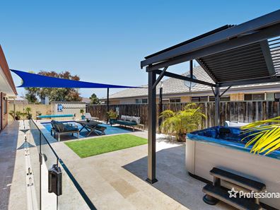 50 Simmonds Pass, Ellenbrook WA 6069