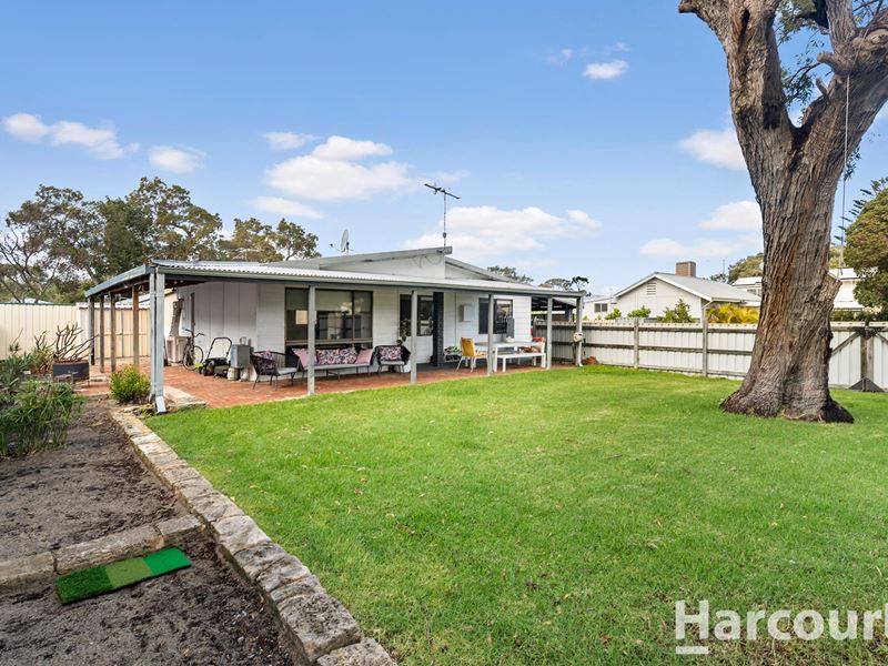 13A Flinders Street, Falcon WA 6210