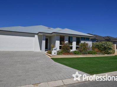 41 Cormorant Key, Wannanup WA 6210