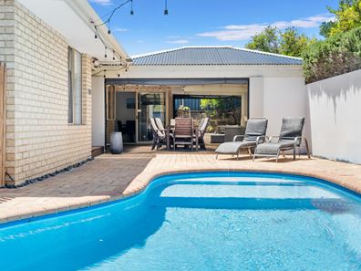 14 Clifton Gardens, Kallaroo WA 6025