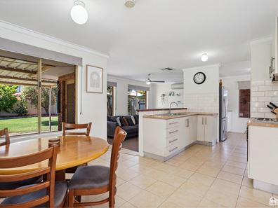 132 Dellar Road, Maddington WA 6109