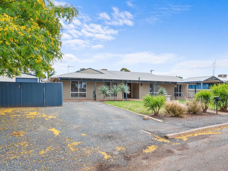 38 Everlasting Crescent, Kambalda West