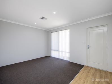 1 Andorra Way, Alkimos WA 6038